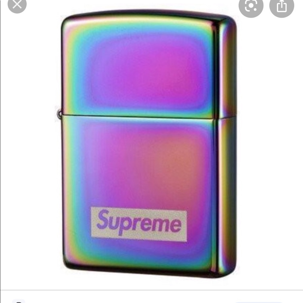 Supreme lighter